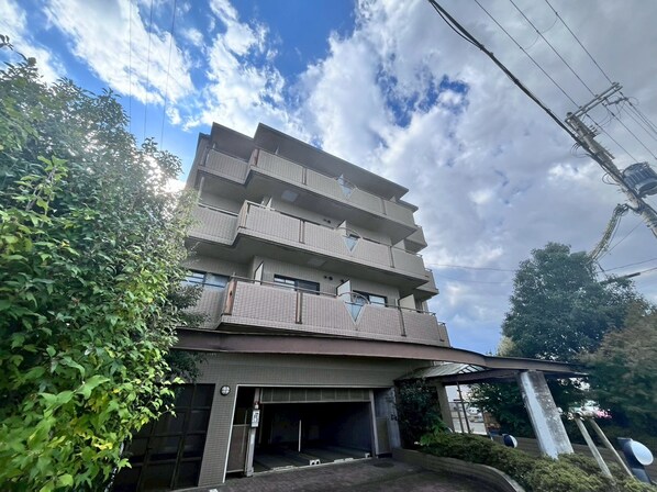 イスズベル八代の物件外観写真